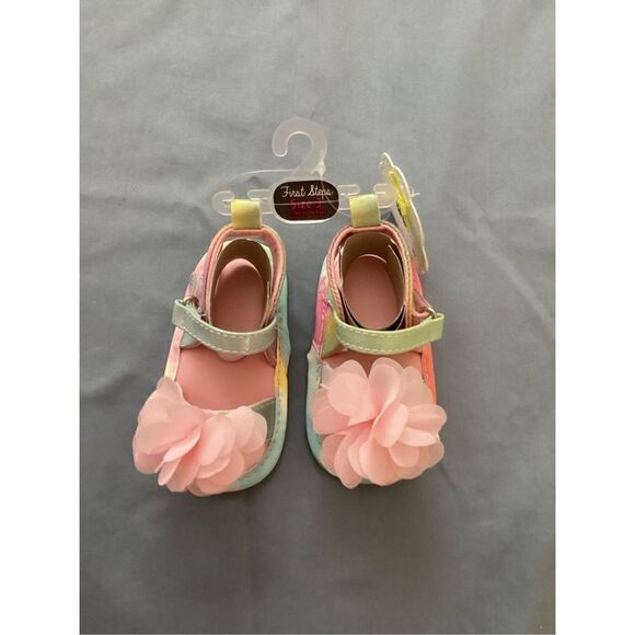 Little girl shoes - Picture 1 of 6